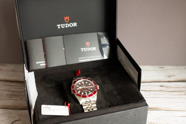 TUDOR Black Bay 58 Burgundy Watch M7939A1A0RU-0001