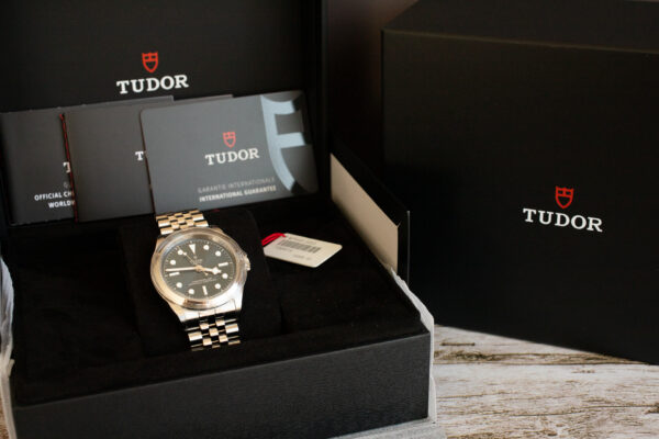 TUDOR Black Bay One 39 Blue Dial M79660