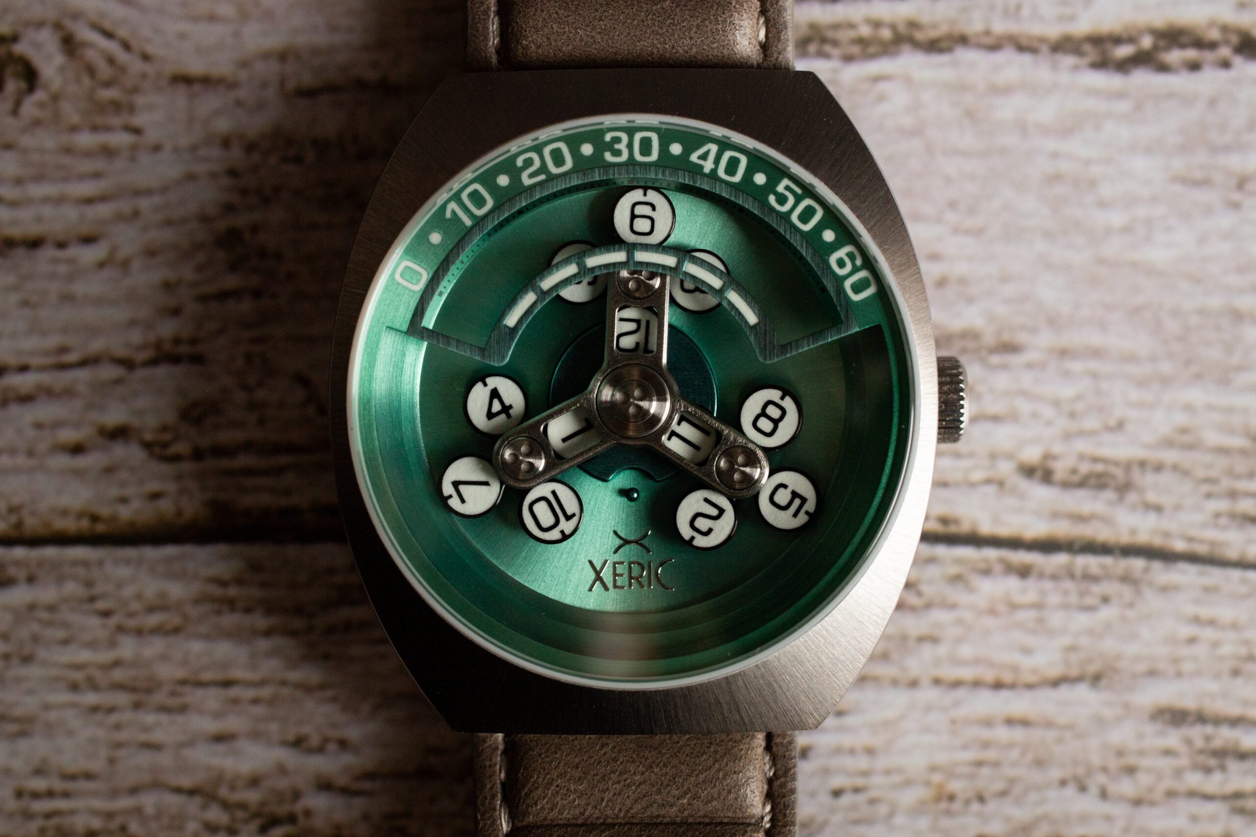 Xeric Scrambler Automatic Wandering Hour Aqua Grey Watch