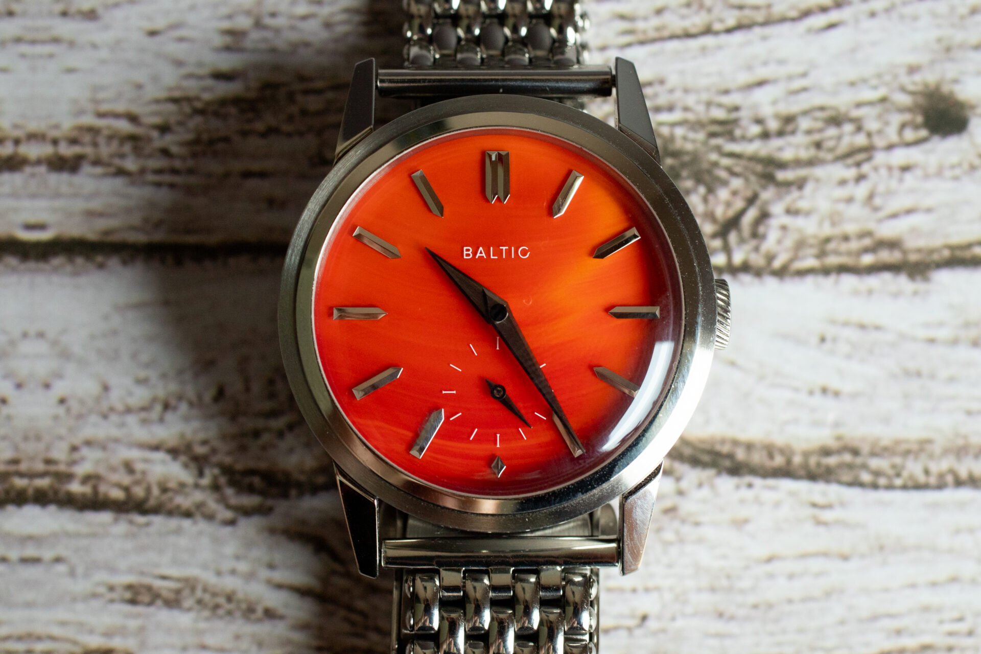 Baltic Prismic Stone Red Agate Front Shot