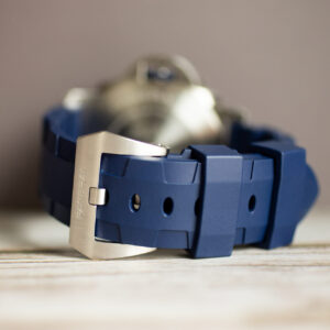 Panerai Submersible QuarantaQuattro Mike Horn Edition PAM01676