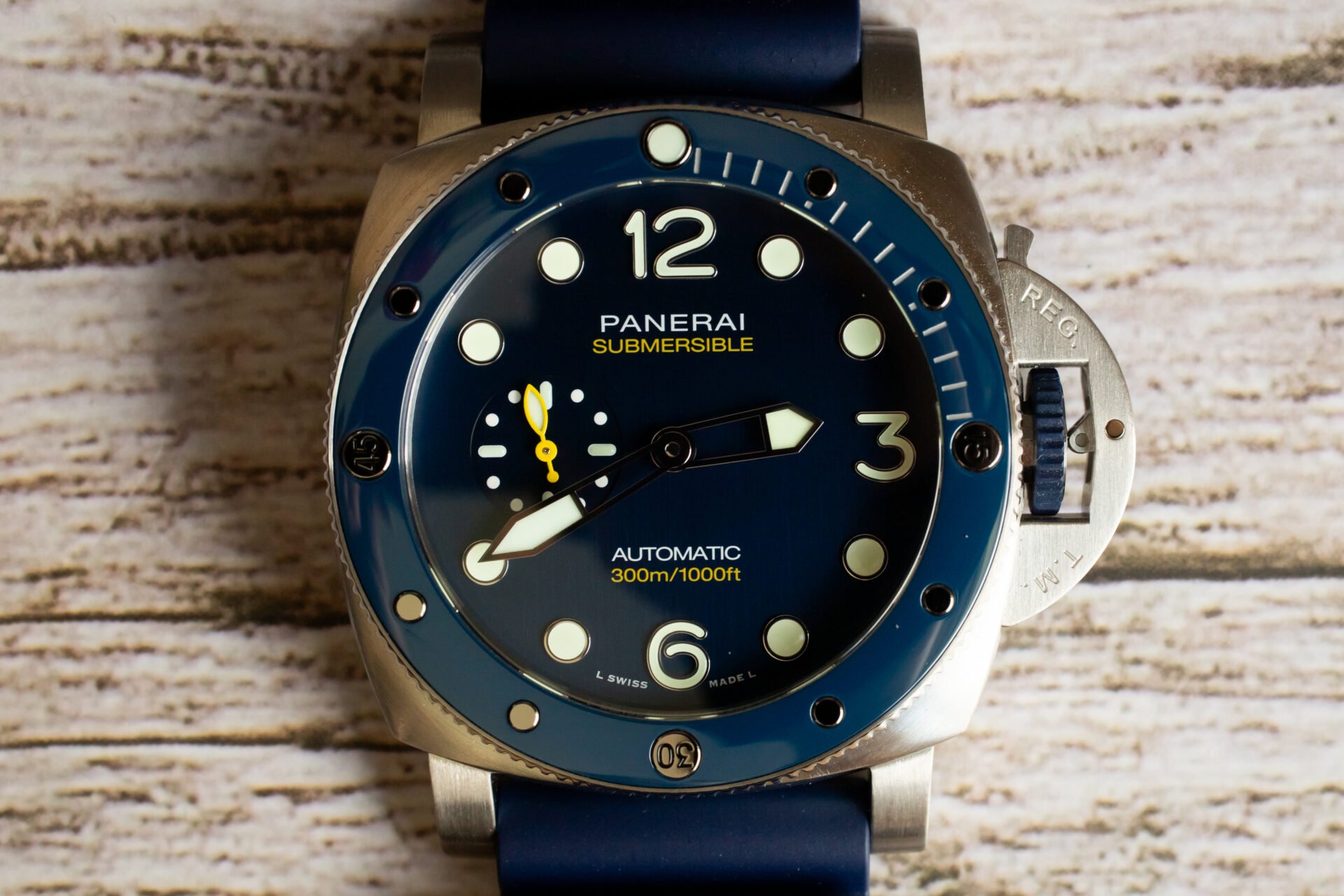 Panerai Submersible QuarantaQuattro Mike Horn Edition PAM01676