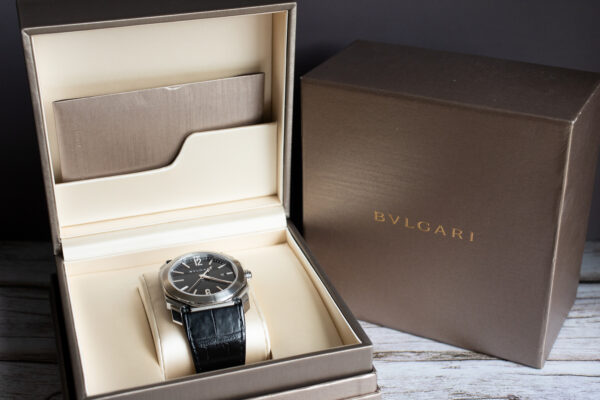 Bvlgari Octo L'Originale Solotempo 41mm Black Dial Watch 101964