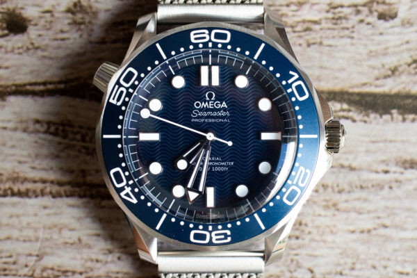 OMEGA Seamaster Diver 300M James Bond 60th Watch 210.30.42.20.03.002