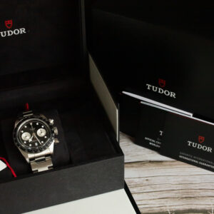 TUDOR Black Bay Chrono M79360N Box Shot