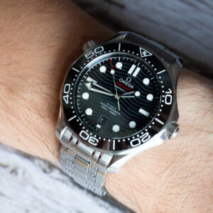 OMEGA Seamaster Diver 300M Black 210.30.42.20.01.001 Wrist Shot