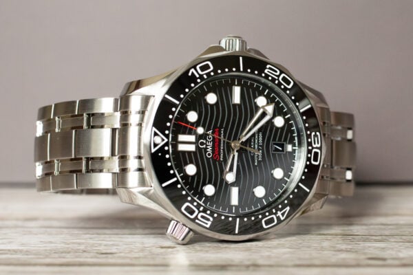 OMEGA Seamaster Diver 300M Black Watch 210.30.42.20.01.001