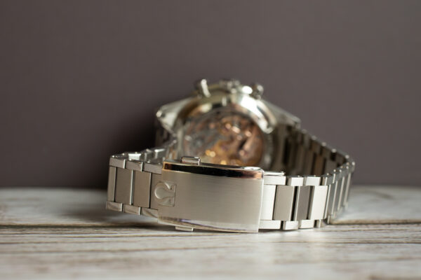OMEGA Speedmaster Calibre 321 Ed White Clasp Shot