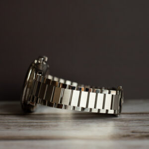 OMEGA Speedmaster Calibre 321 Ed White Right Side Shot