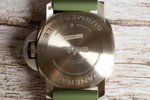Panerai Submersible Titanio PAM02305
