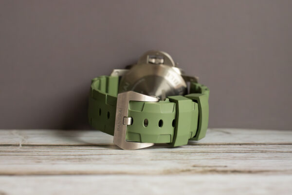 Panerai Submersible Titanio PAM02305