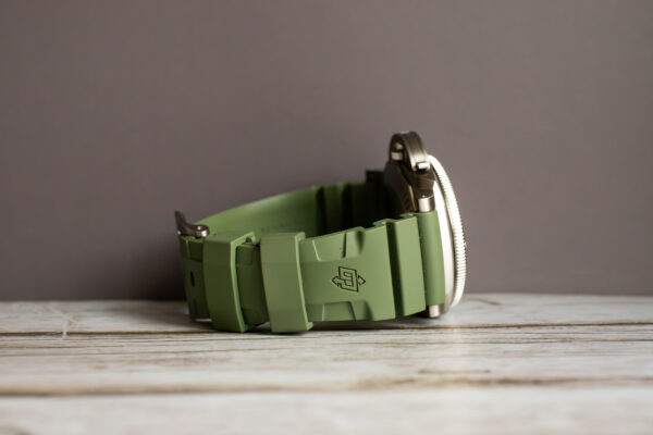 Panerai Submersible Titanio PAM02305