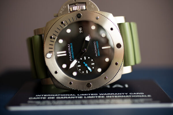 Panerai Submersible Titanio PAM02305