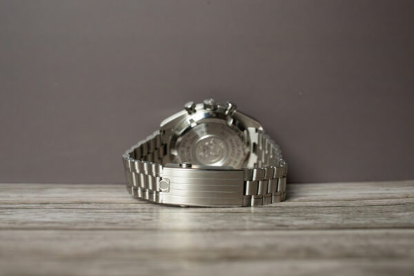 OMEGA Speedmaster Moonwatch Hesalite