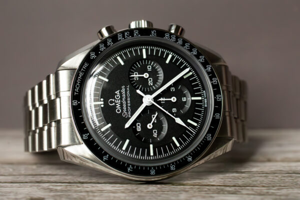 OMEGA Speedmaster Moonwatch Hesalite