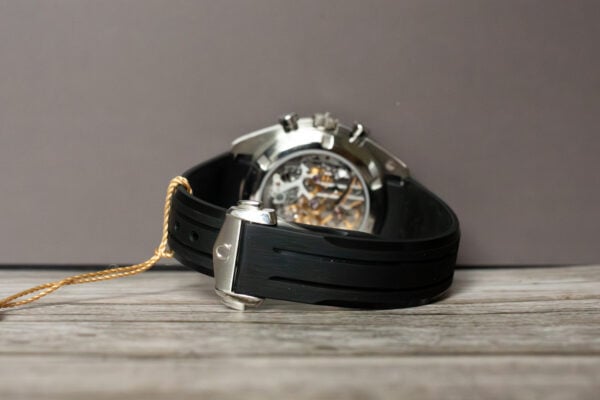 OMEGA Speedmaster Moonwatch White Dial Rubber Strap