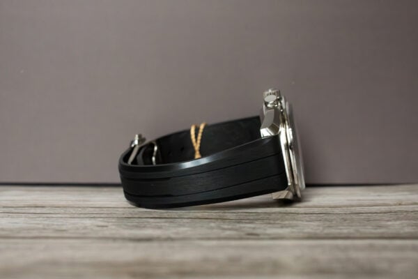 OMEGA Speedmaster Moonwatch White Dial Rubber Strap