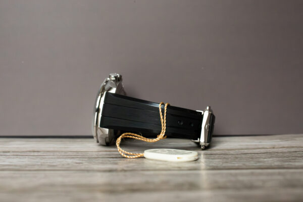 OMEGA Speedmaster Moonwatch White Dial Rubber Strap