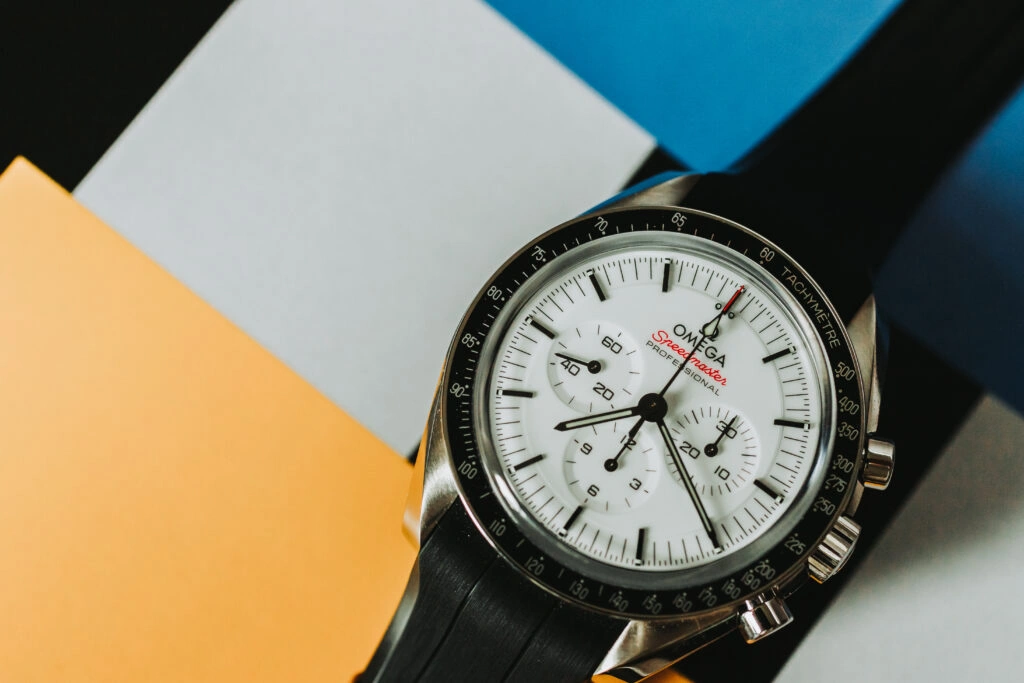 OMEGA Speedmaster Professional Moonwatch White | OMEGA Speedmaster Buying Guide