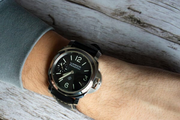 Panerai Luminor Logo Black PAM01084