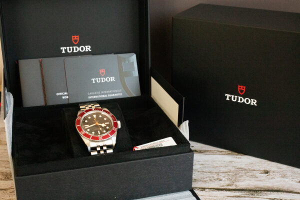 TUDOR Black Bay 41 Burgundy M7941A1A0RU