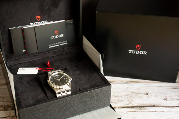 TUDOR Royal Black Dial M28600