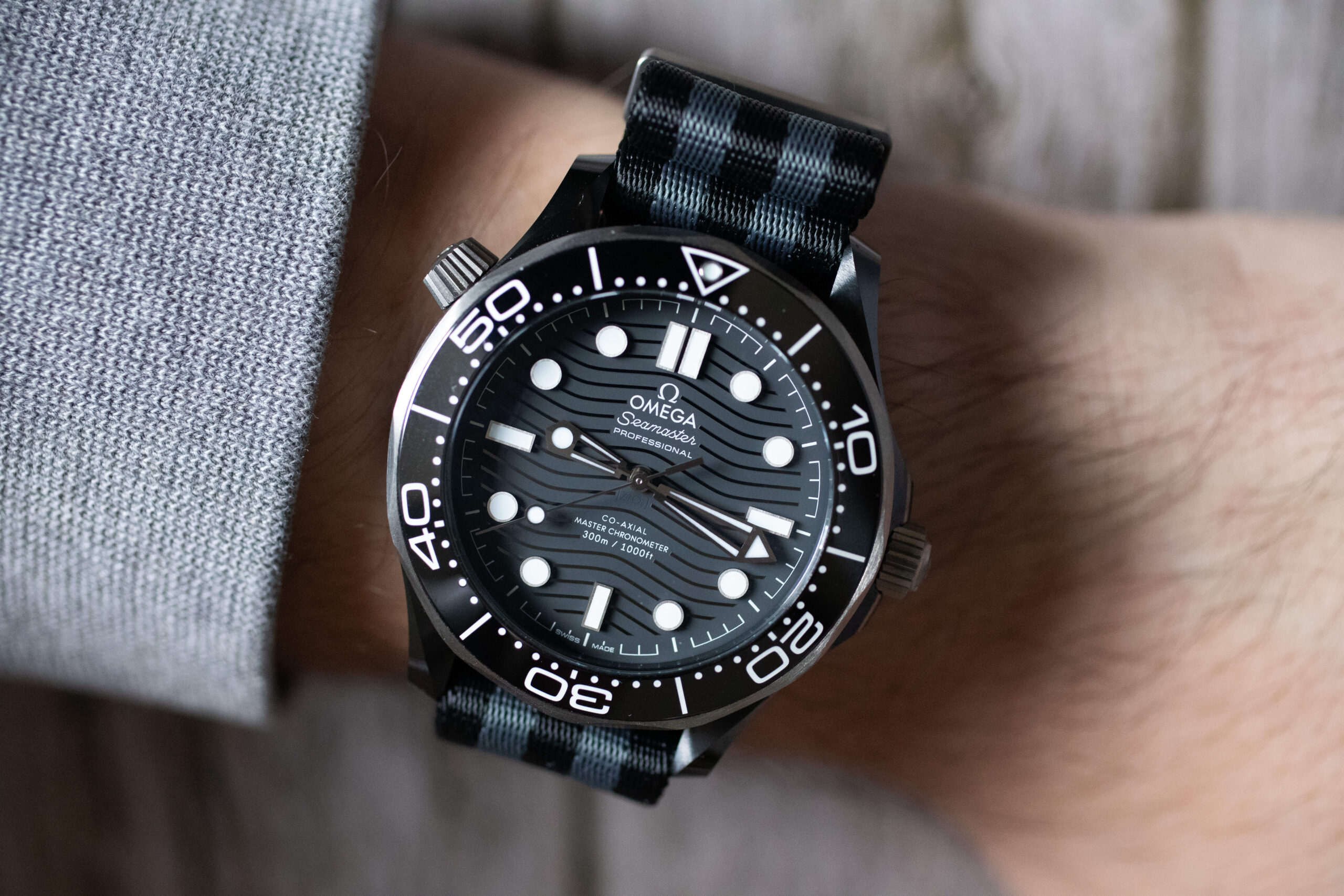 OMEGA Seamaster Diver 300M Ceramic 210.92.44.20.01.002 Wrist Shot