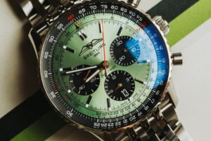 Breitling Navitimer B01 Chronograph 43 Green at MVS Watches | Breitling Navitimer vs Chronomat