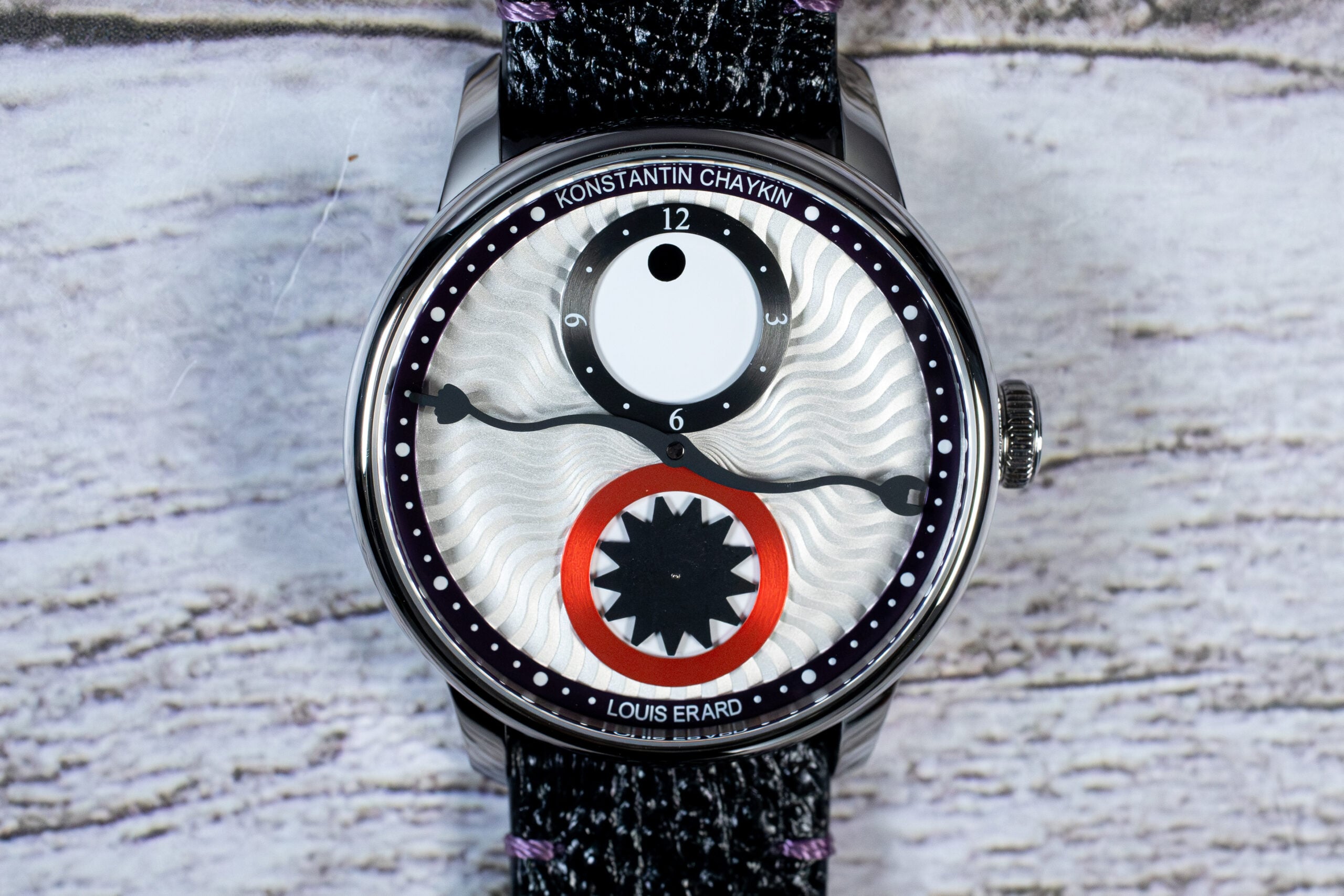 louis-erard-x-konstantin-chaykin-le-regulateur-39mm-watch