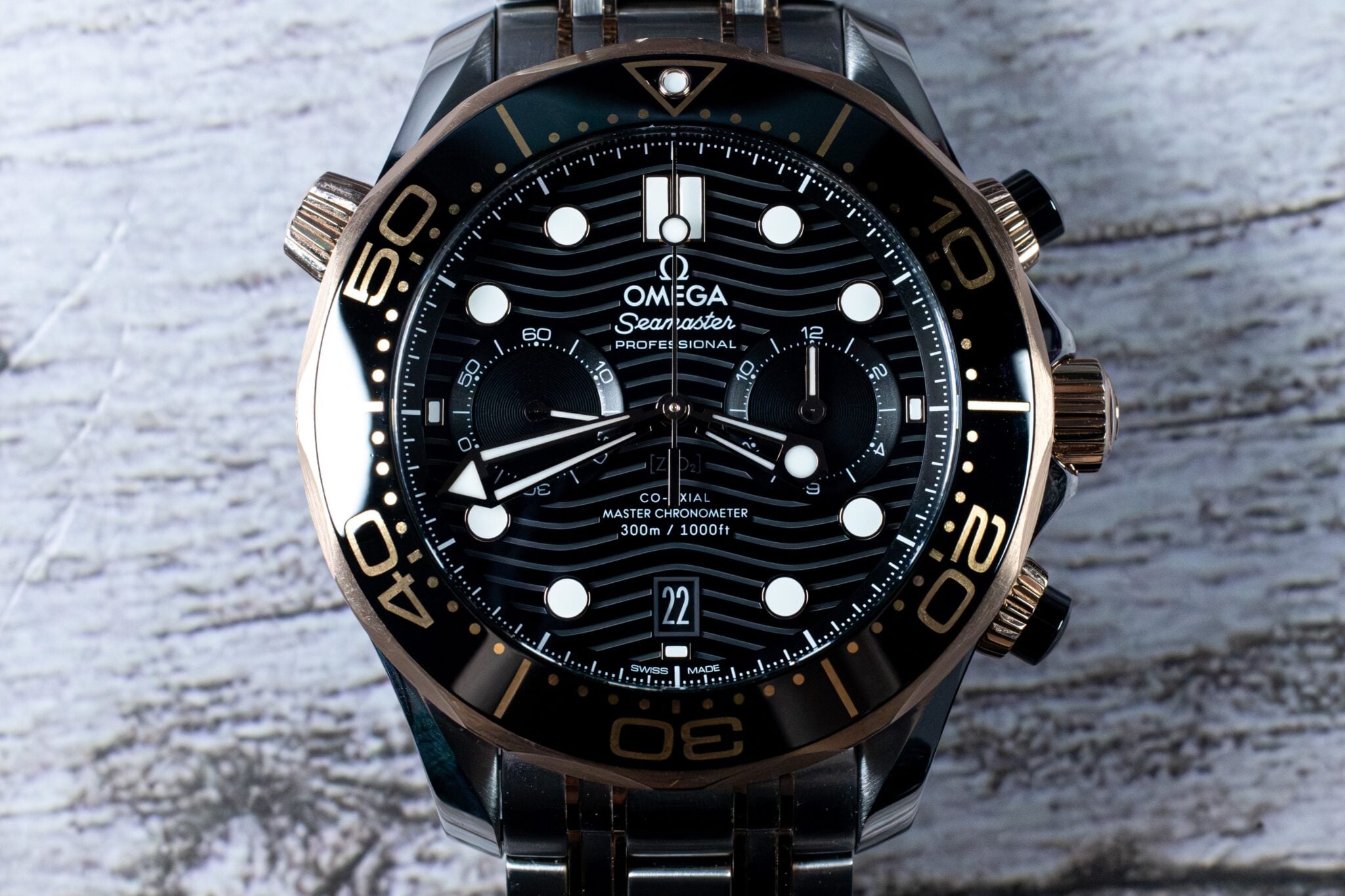 omega-seamaster-300m-sedna-gold-chronograph